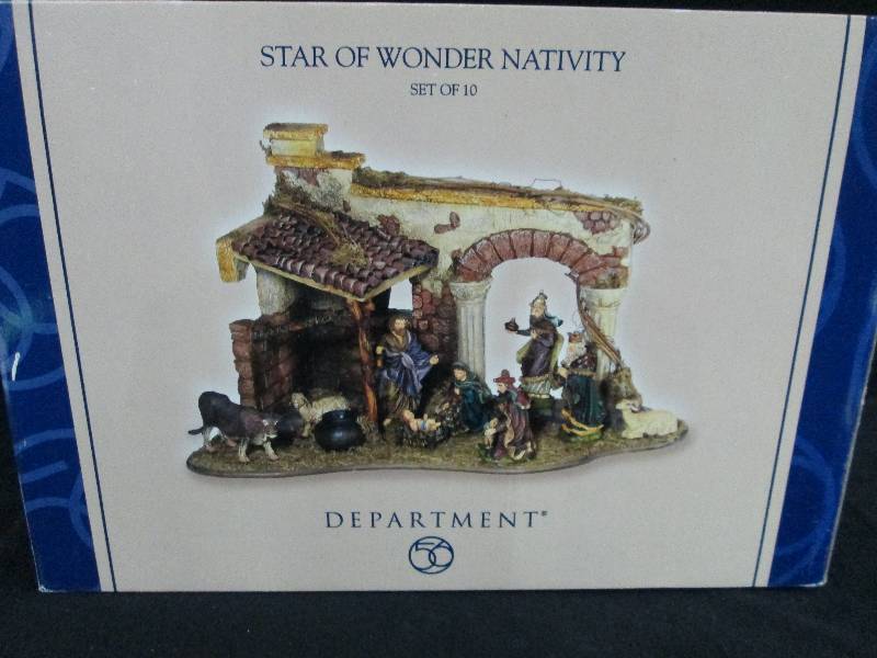 lot 115 image: Department 56 Nativity