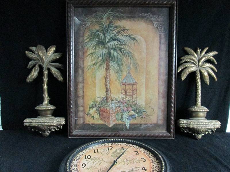 lot 129 image: Palm Tree Dcor