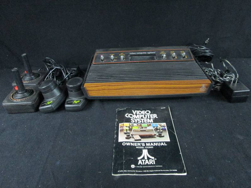 lot 133 image: Atari Game Console