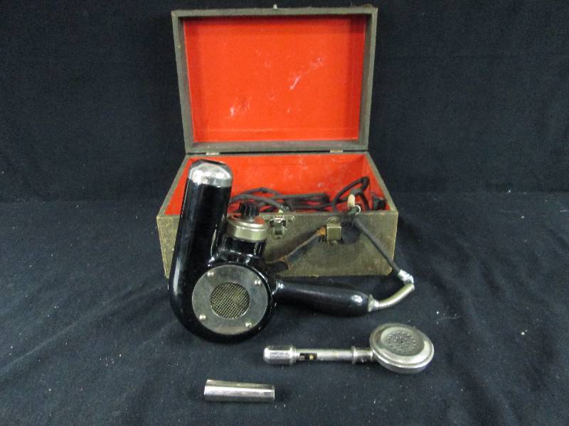 lot 139 image: Vintage Hair Dryer
