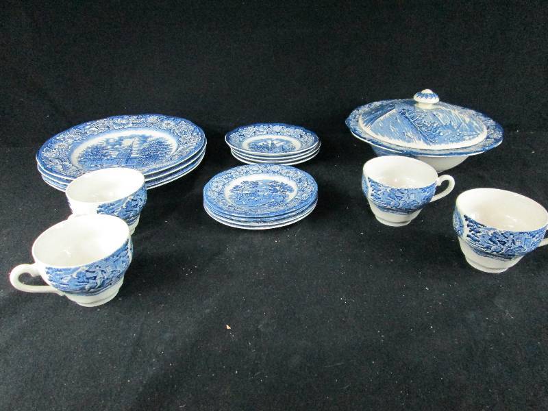 lot 141 image: Liberty Blue China Historic Colonial Senses