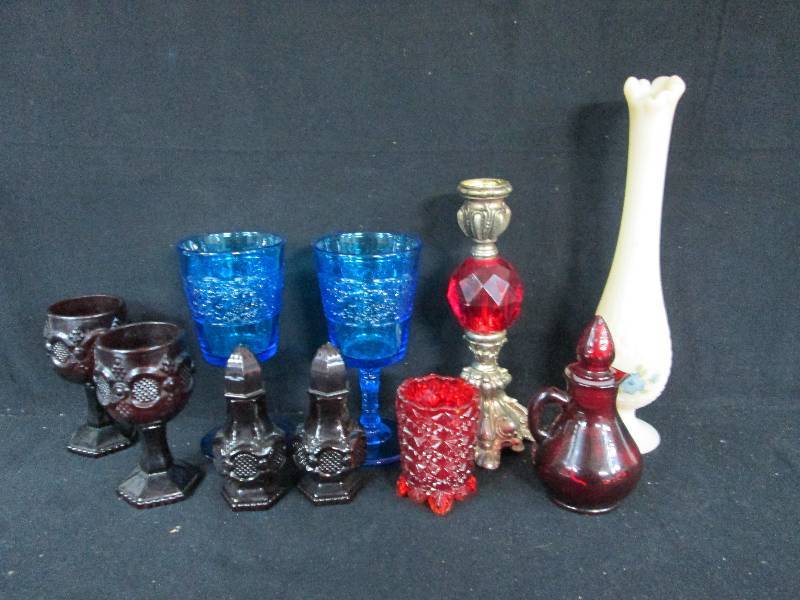 lot 162 image: Possible Fenton Hand Painted & Colored Glass