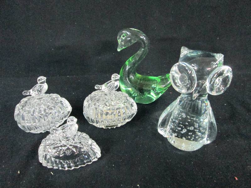 lot 167 image: Glass Paper Weights
