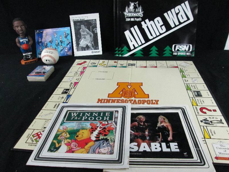 lot 188 image: Sports Collectables