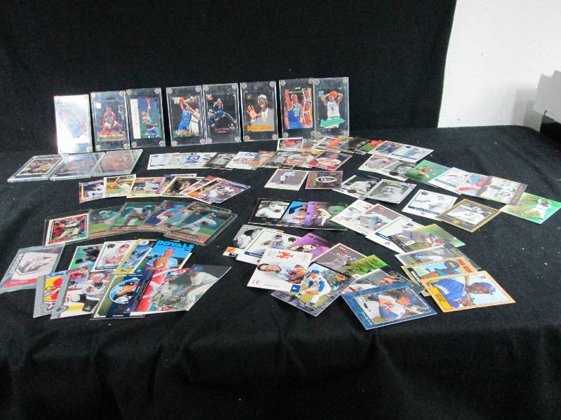 lot 189 image: Basketball & Baseball Cards