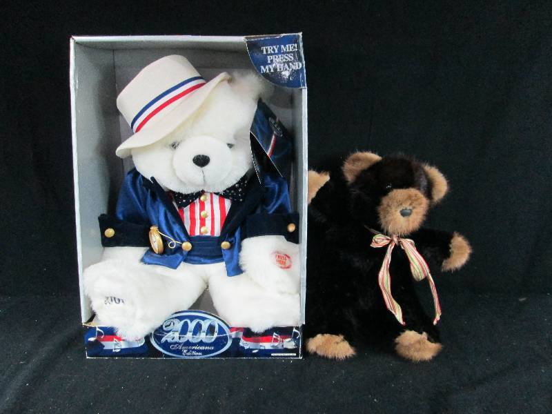 lot 207 image: Americana Edition Bear