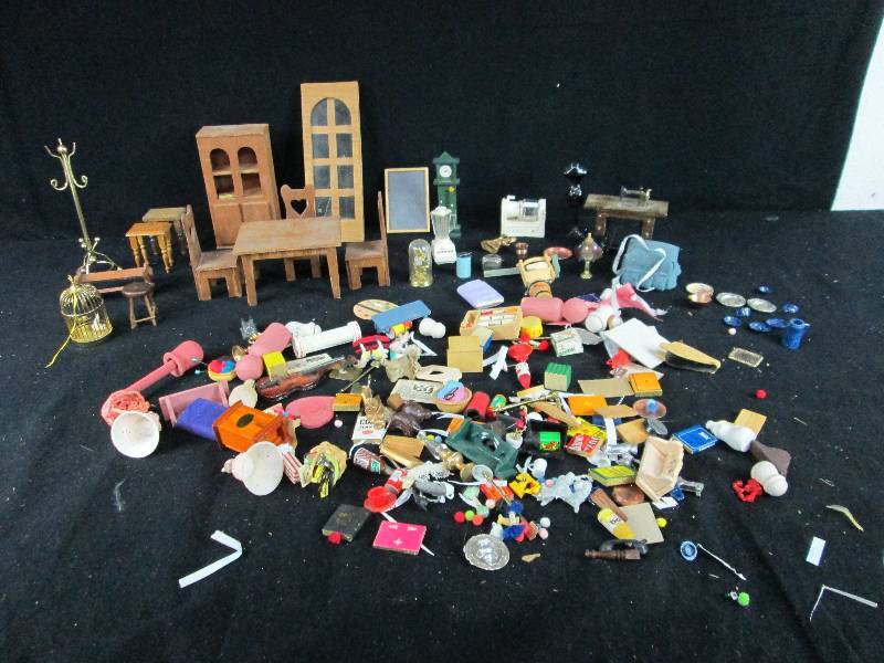 lot 210 image: Large Assortment of Doll House Accessories