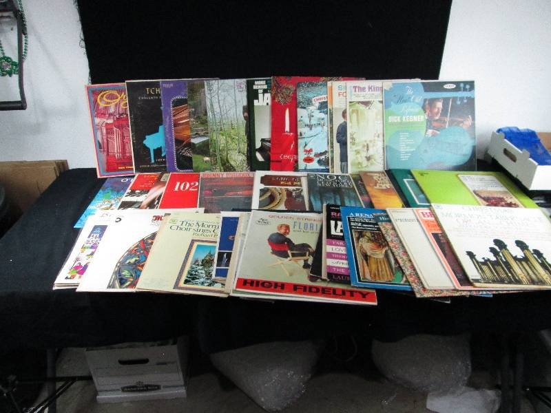 lot 235 image: Assortment of records