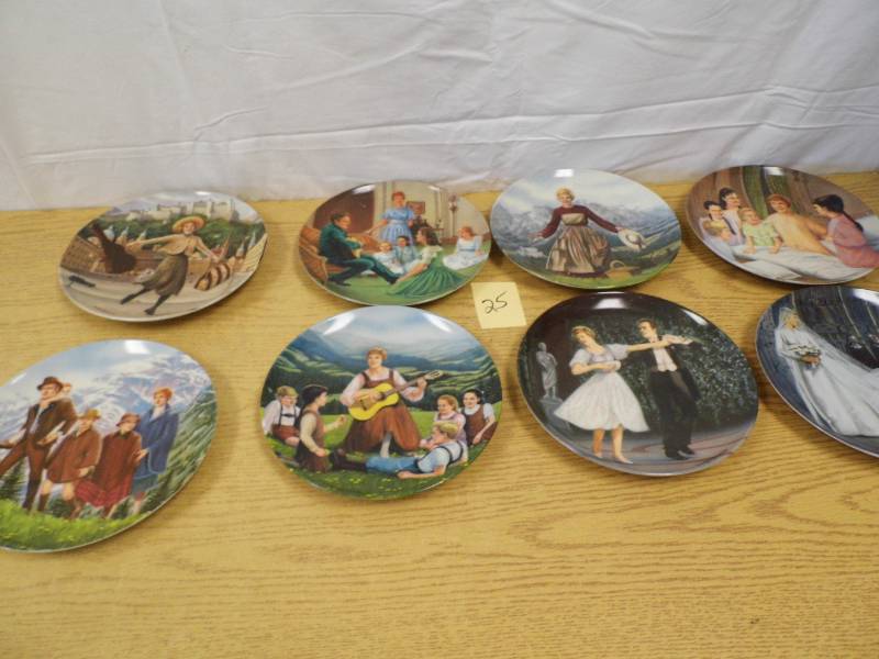 8 THE SOUND OF MUSIC Collector Plates