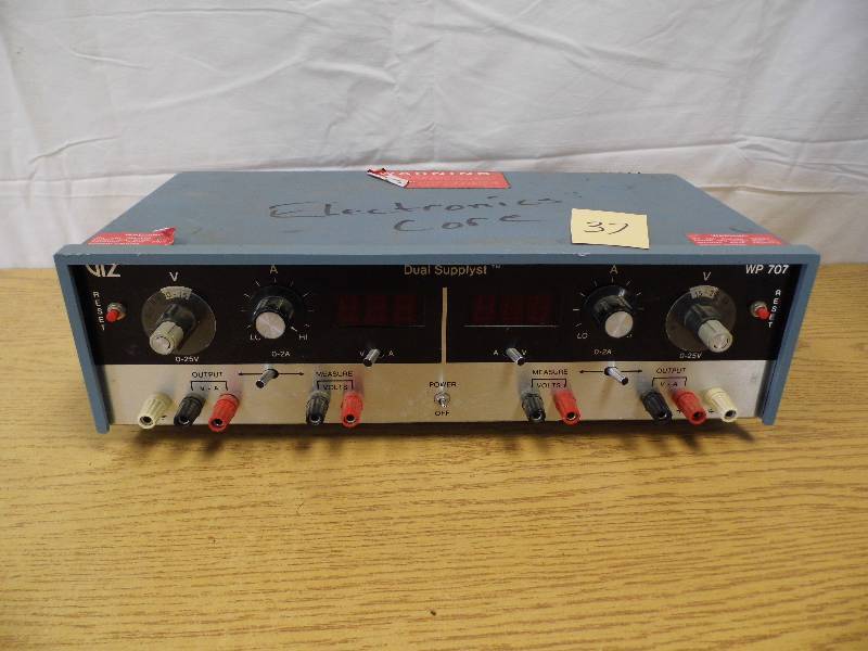 Dual DC Power Supply