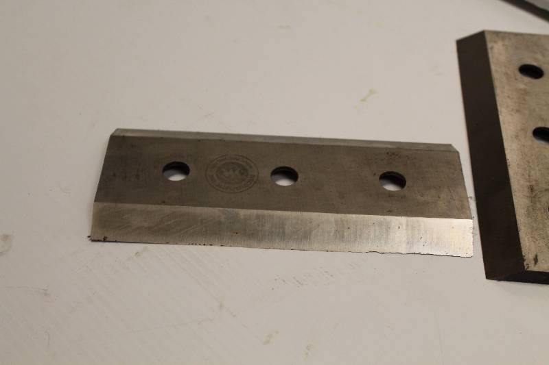 Chipper Knives