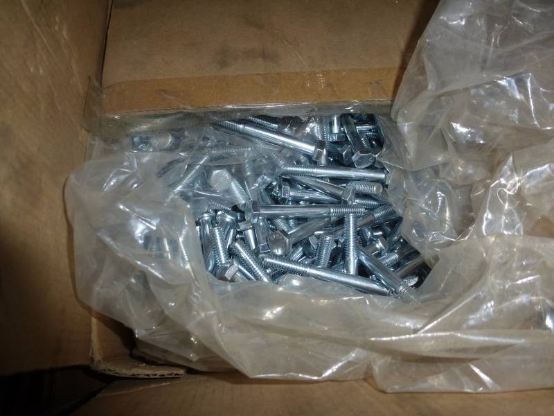 2 Boxes of 516 Bolts