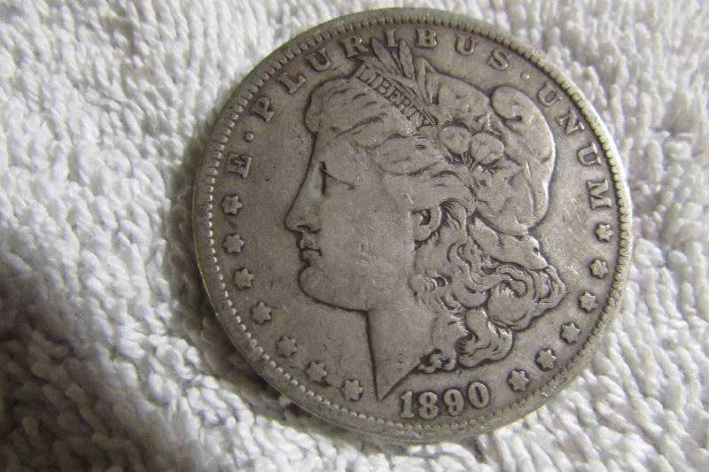 1890 MORGAN SILVER DOLLAR, 90% SILVER