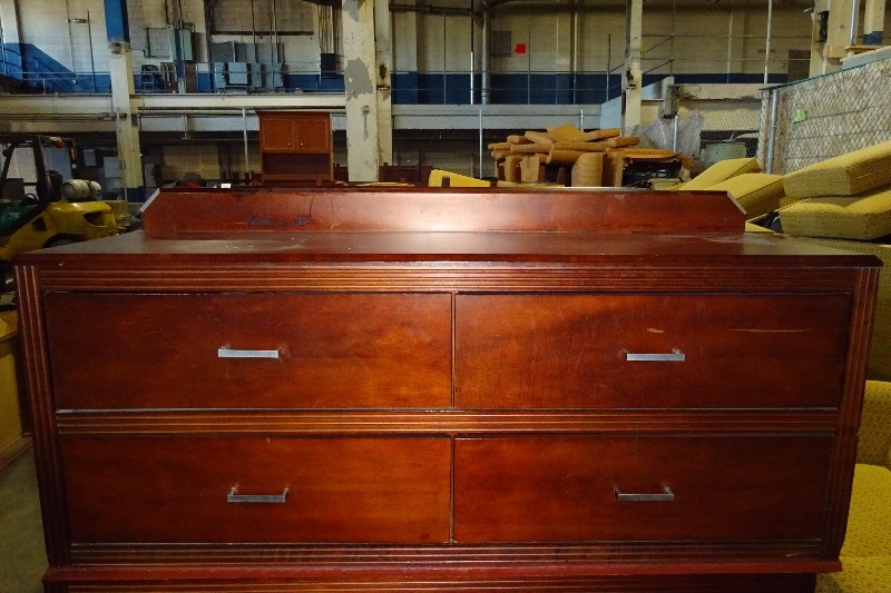 4 Drawer Dresser