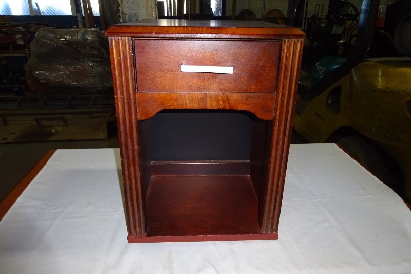 End Tablewith night stand with drawer