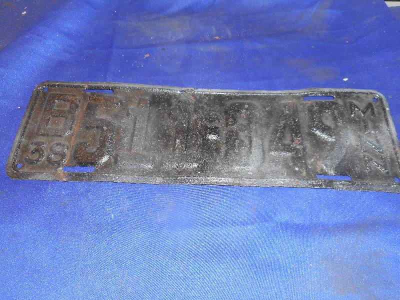ANTIQUE LICENSE PLATE