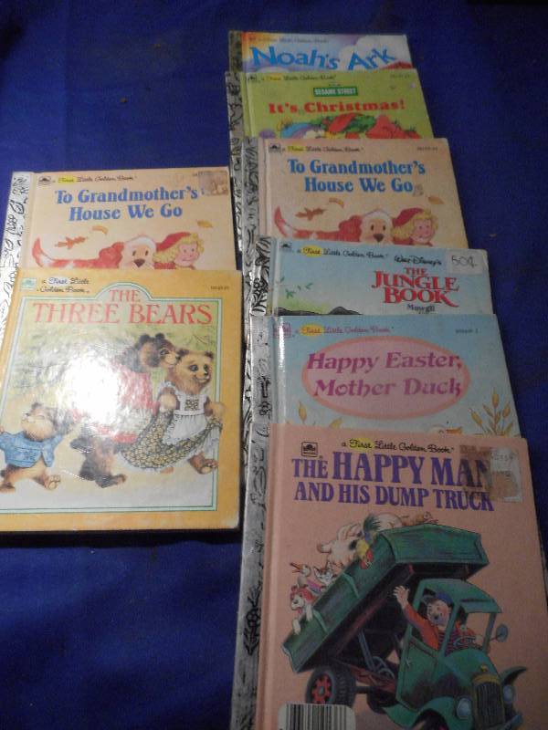 8 LITTLE GOLDEN BOOKS