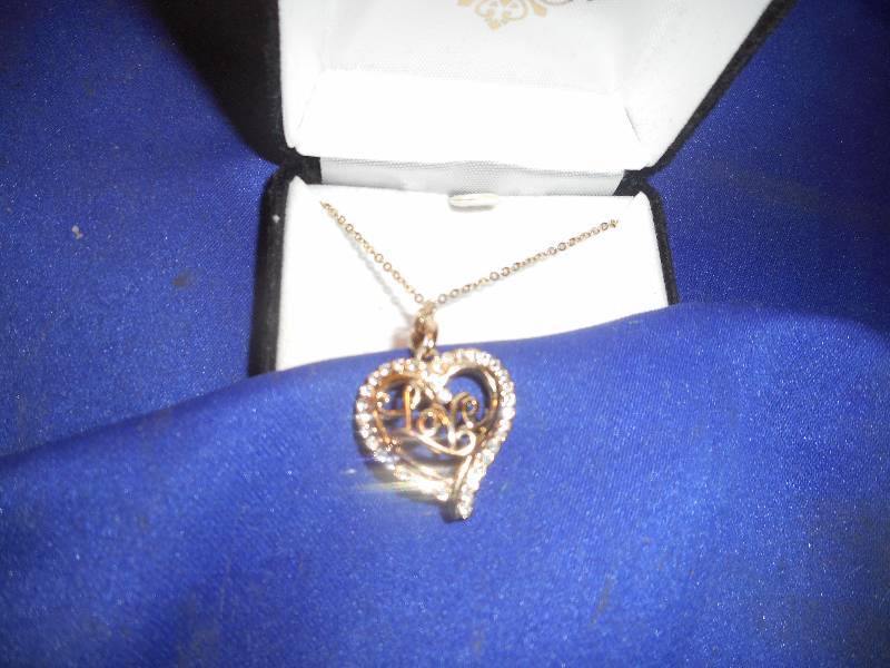 LOVE HEART NECKLACE