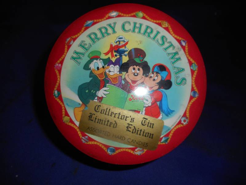 COLLECTIBLE MICKEY MOUSE TIN