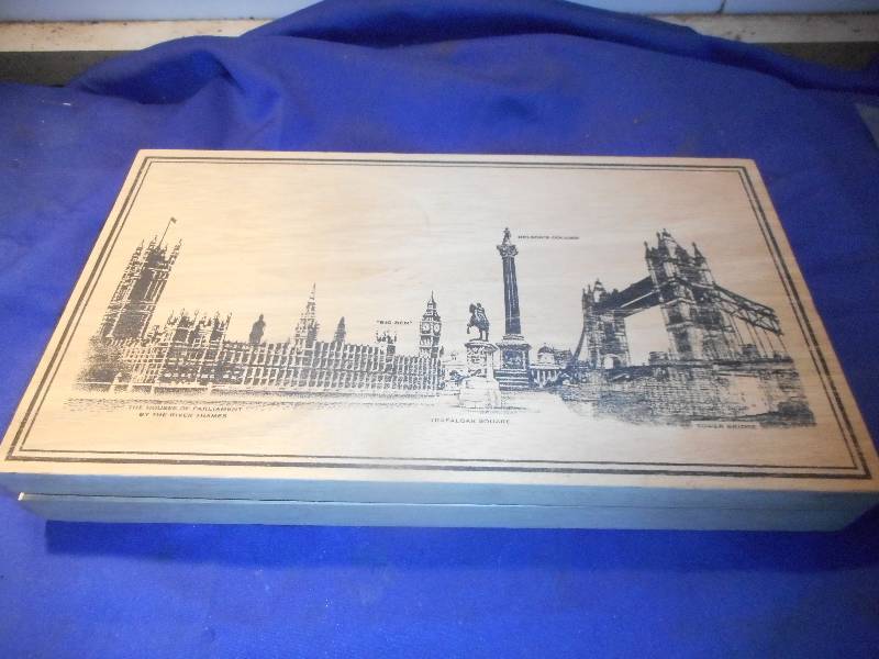 WOODEN CIGAR BOX