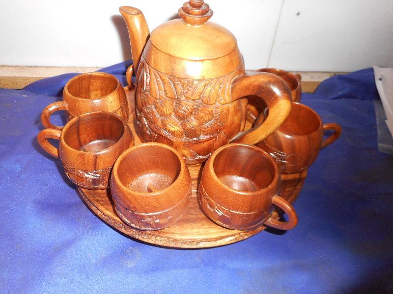 VINTAGE PHILLIPEAN CARVED TEAPOT , CUPS , TURN TABLE