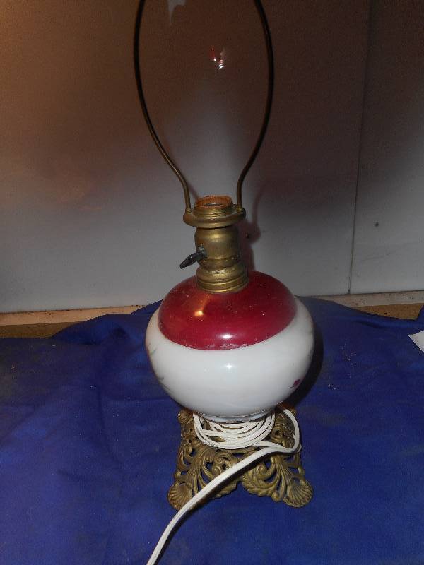 ANTIQUE ELETRIC LAMP