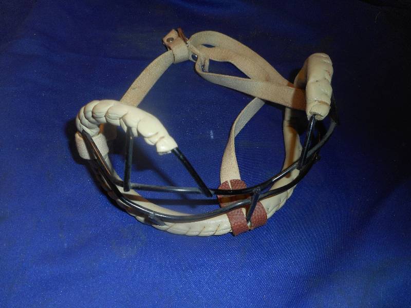 SPORTS CRAFT STIX MASKS AND BALLS