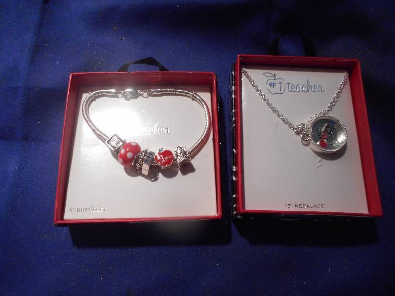 NUMBER ONE TEACHER NECKLACE AND BRACLET