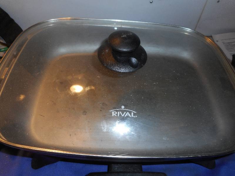 RIVAL ELECTRIC FRY PAN