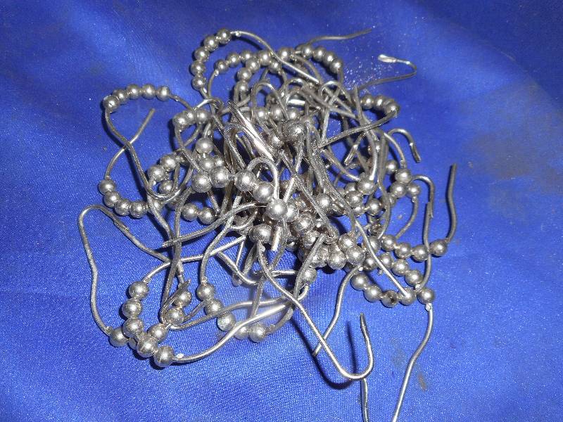 VINTAGE METAL HANGERS