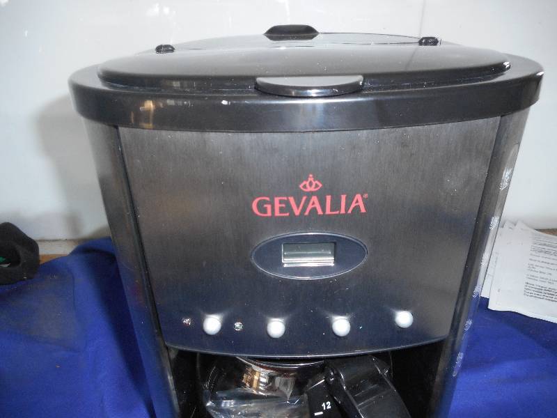 GEVALIA COFFEE POT