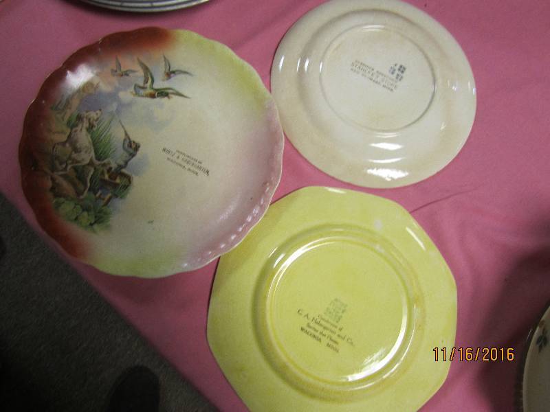 Lot of Holiday plates from MN busin...
