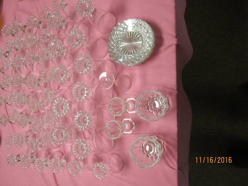 Lot of fancy serving glass...
