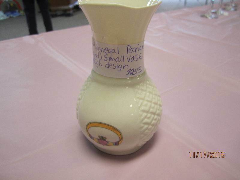 Donjegal parian (Ireland) small vas...