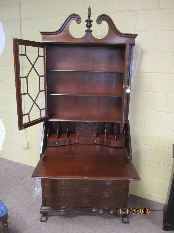 Genuine mahogany governor winthrop ...