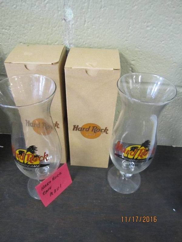 2 Hard Rock caf Maui glasses with...