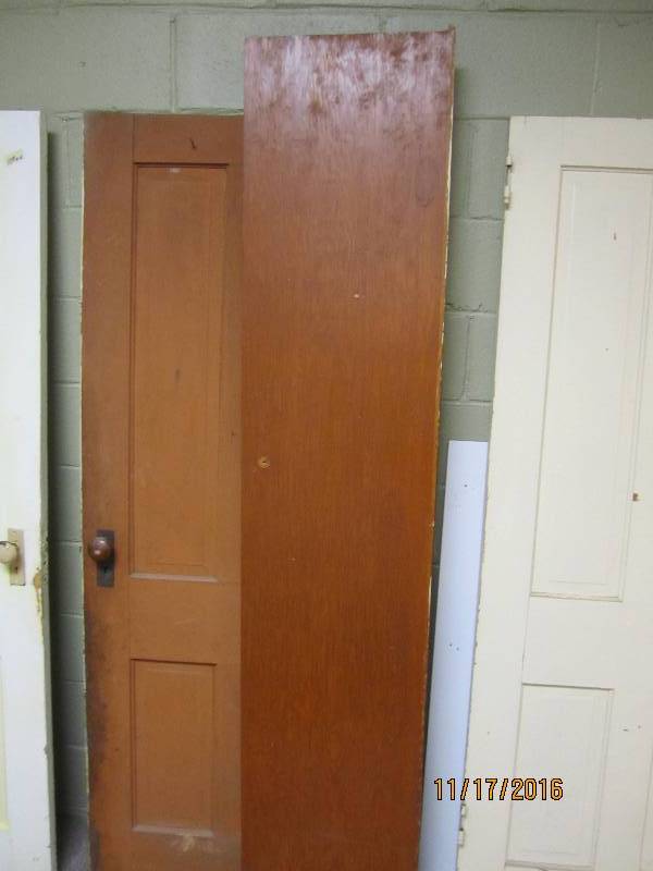 Door with handle, nice antique 30 x...