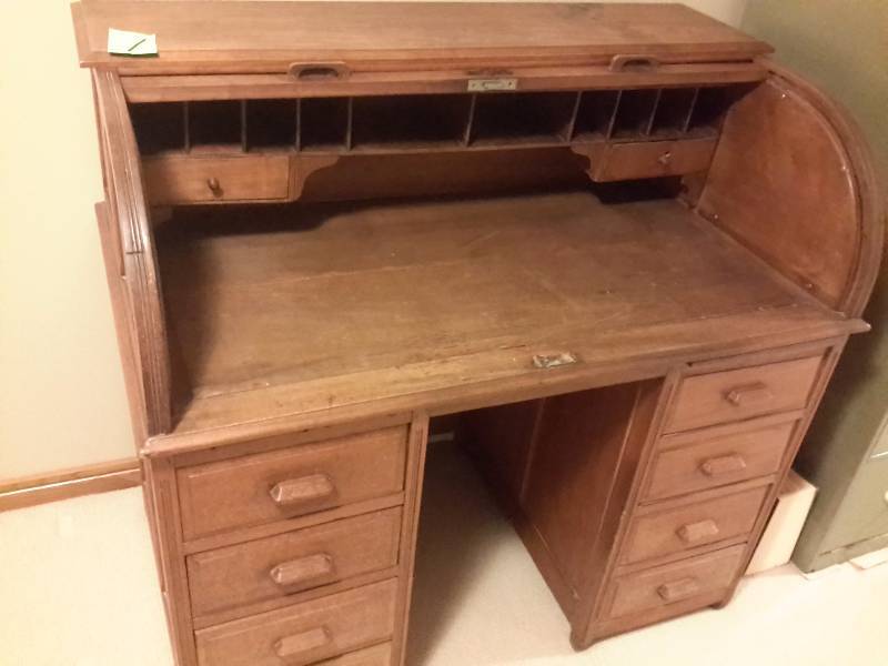 Roll top Desk..