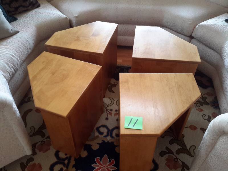4 Maple End tables.. Each 18 in x 18in x 18 in