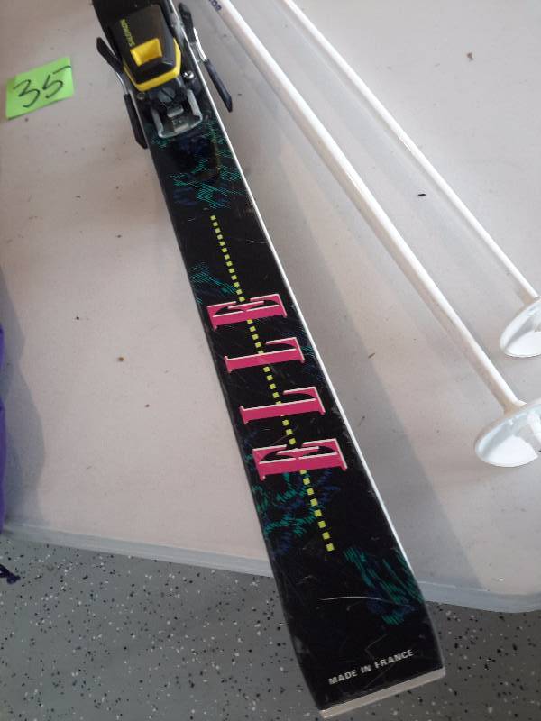 DYNSTAR, ELLE Down hill skiis. With bag and poles  170 cm