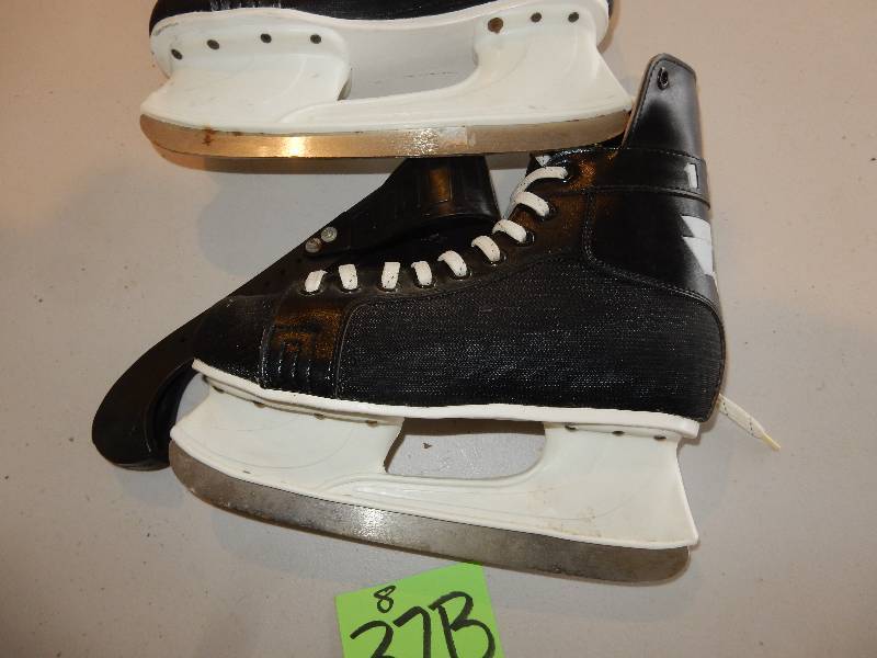 Pair of size 8 Hockey Skates