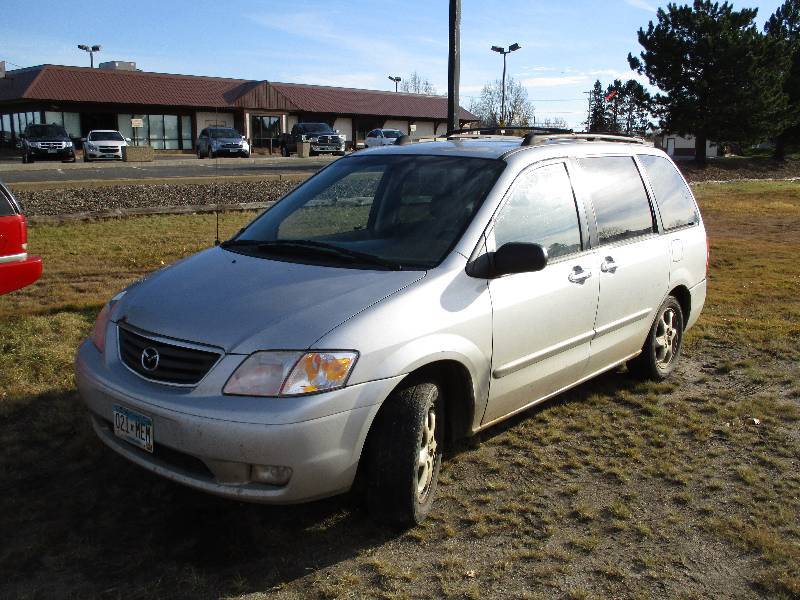 2000 Mazda Caravan