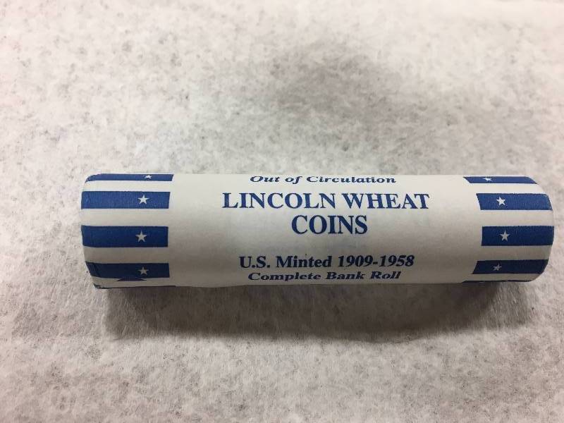 lot 129 image: Lincoln Wheat Coins