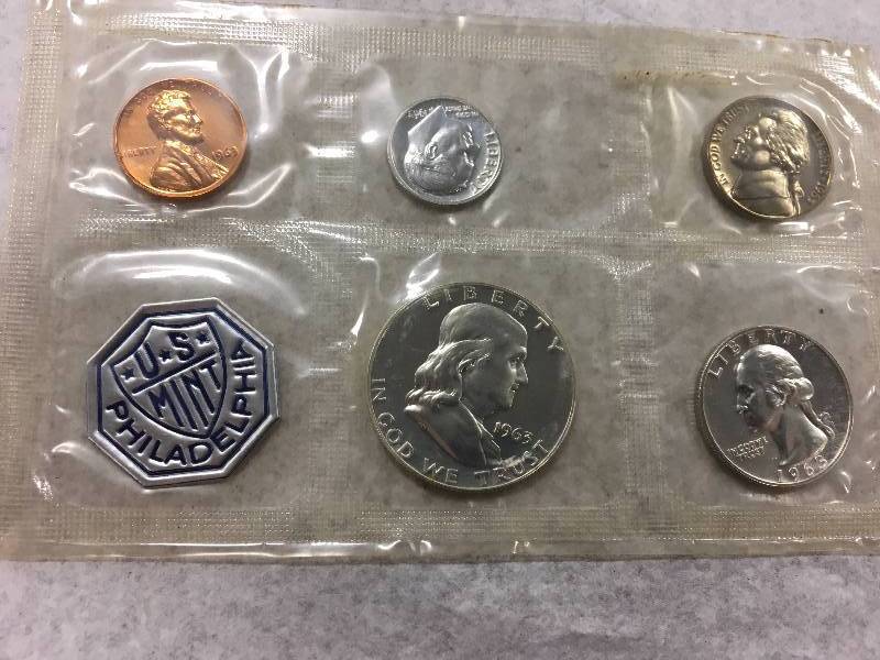 lot 133 image: US Mint Set
