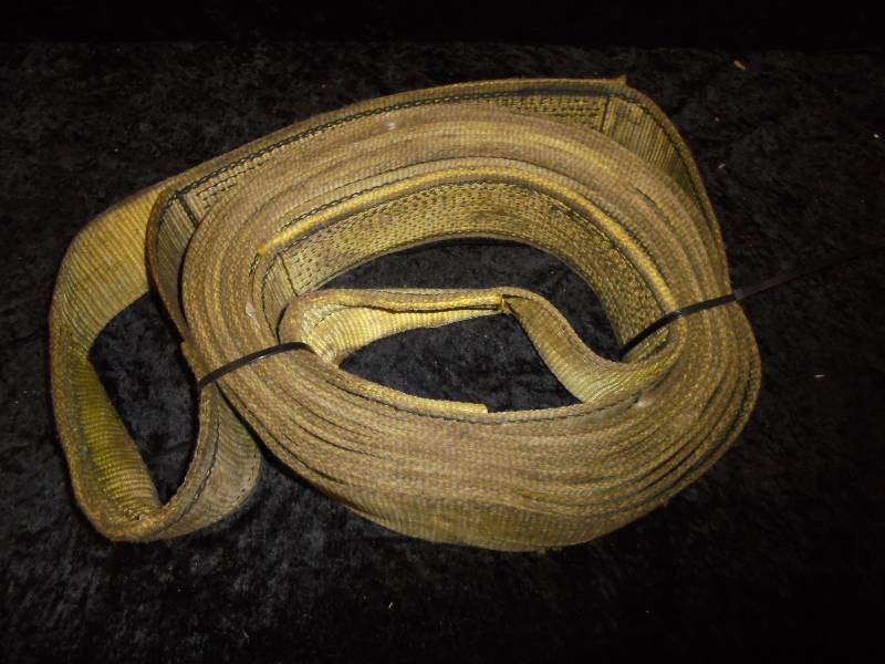 lot 77 image: Tow Strap