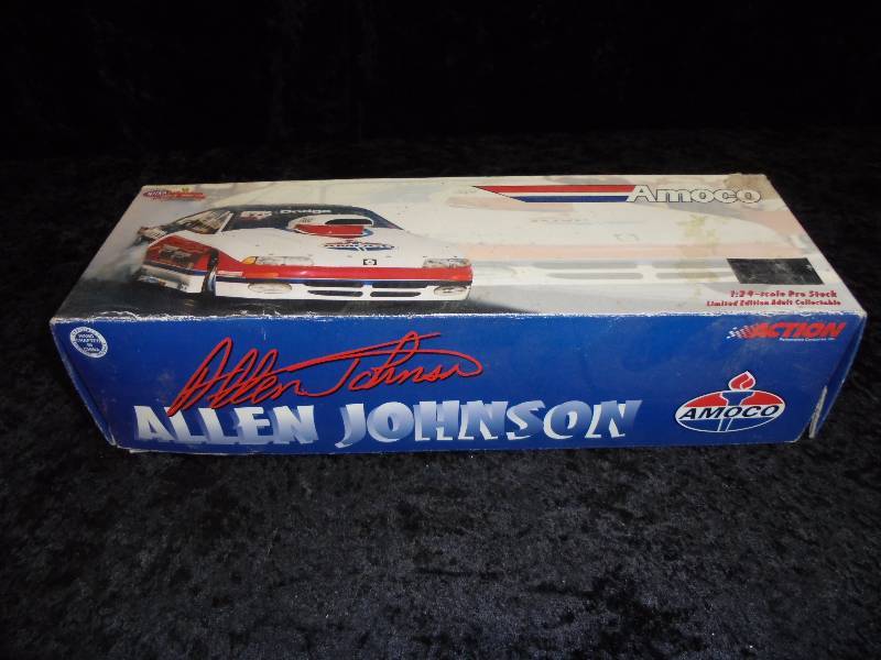 lot 33 image: Amoco 124 Pro Stock Diecast - Allen Johnson