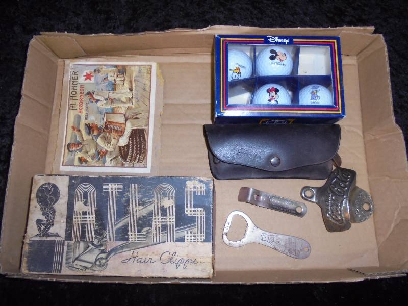lot 41 image: Lot Misc - Coca-ColaPabstGlueks Openers, Disney Golf Balls, etc