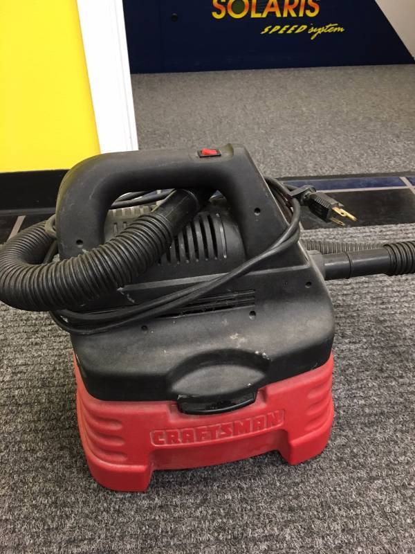 lot 34 image: Craftsman Handheld Shopvac