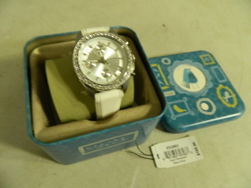 lot 25 image: Fossil Watch