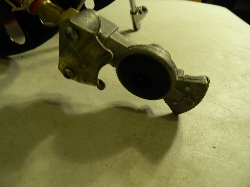 lot 41 image: Air Hose  Truckers Air Hose on Reel